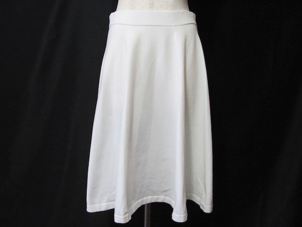 白とフレアの間違いない組み合わせ｜ロンハーマンのスカートを買取しました