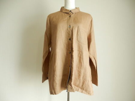 麻素材で穏和な印象に｜儀右衛門のブラウスを買取しました
