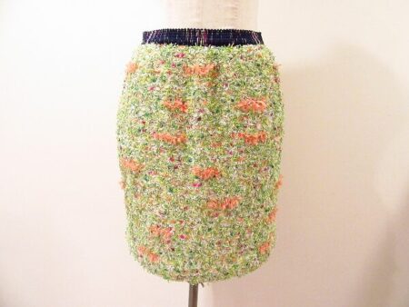 綺麗と可愛らしさの黄金バランス｜コーヘンのツイードスカートを買取しました