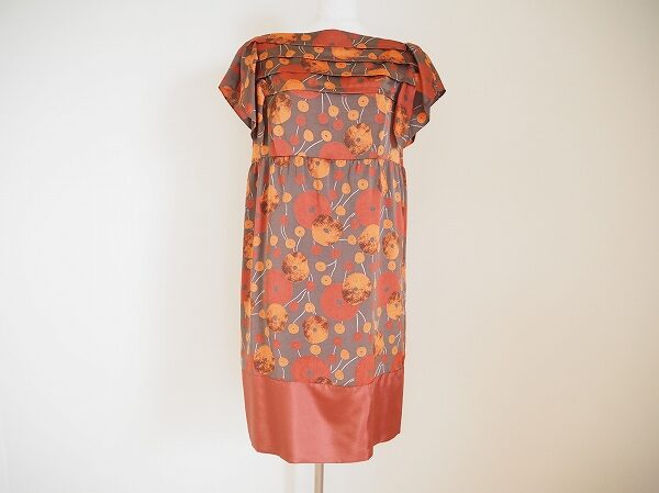 艶やかなオレンジが可愛い｜ユマコシノのワンピースを買取しました