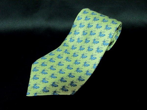 エルメスネクタイも本数を厳選する為、買取させて頂きました