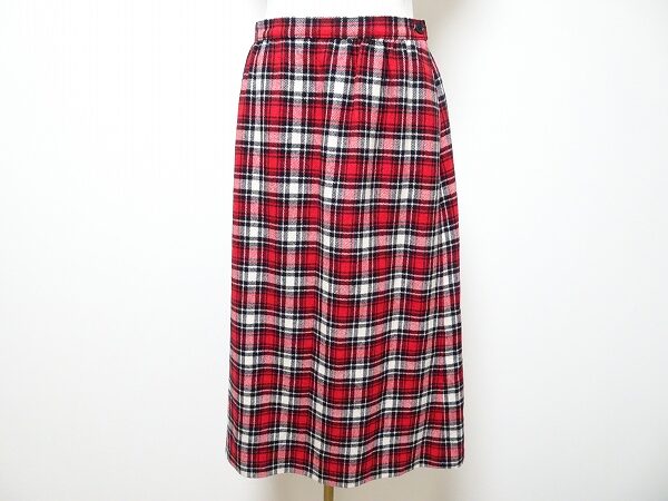ポップな色合いが魅力的なペンドルトンのスカートを買取しました