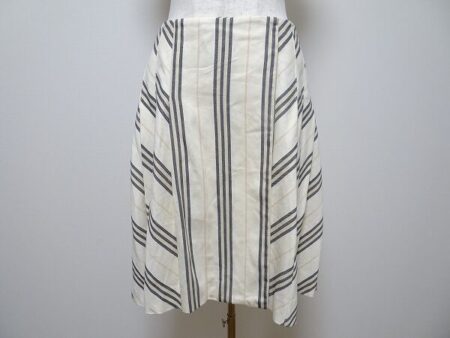 美品のお洋服は買取へ！バーバリーのスカートを買取いたしました