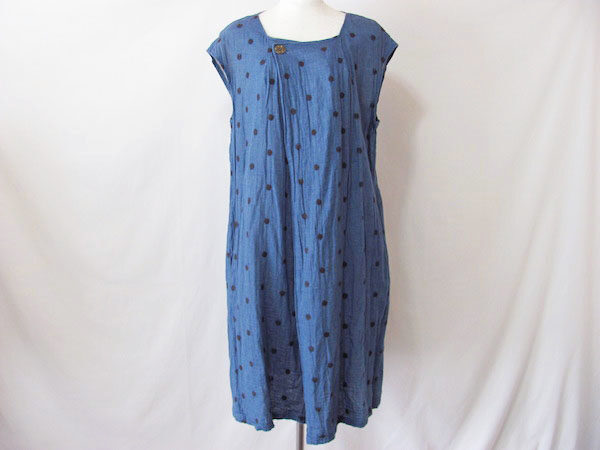 夏を感じるブルーが素敵なプランテーションのワンピースを買取しました