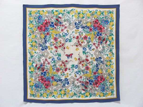 花＆蝶のブルースカーフ！ディオール ChristianDior