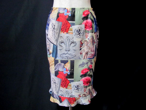 異次元の世界を感じる！レジーナロマンティコ プリント柄フリルスカートを買取しました