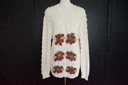 ピンクハウスらしさ全開！イチゴモチーフのカーディガンを買取しました