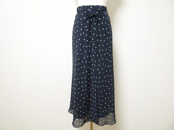 ドットが可愛い| キャラオクルスのスカートを買取しました