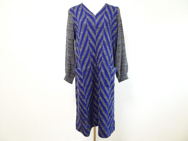 グレーとブルーの合性抜群| 斉藤都世子 ニットワンピースを買取しました