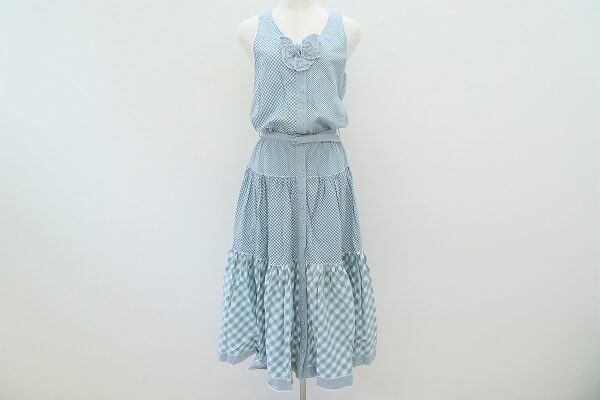淡いブルーで優しく|ピンクハウスのワンピースを買取しました