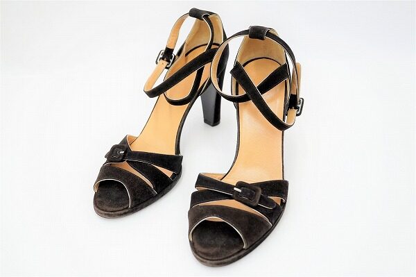 シンプル×シックが嬉しい|エルメスのサンダルを買取しました