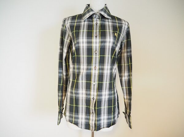 秋に大活躍バーバリーのチェック柄シャツを買取させて頂きました