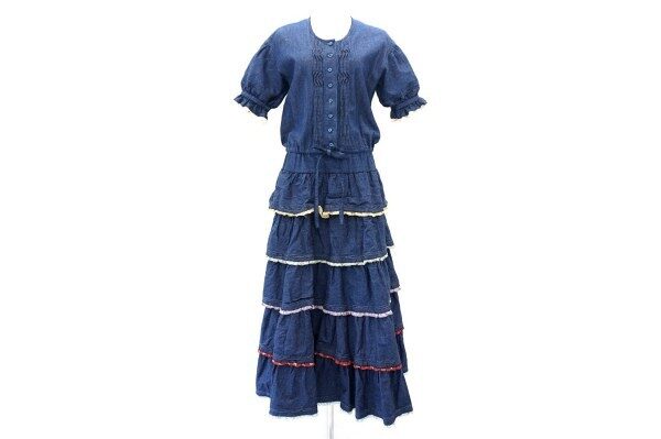 デニム×フリルの塩梅が最高｜ワンダフルワールドのワンピースを買取しました