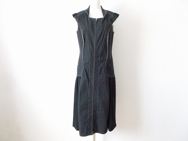 黒系デニムでクールカジュアルが叶う|ヒロココシノのワンピースを買取しました