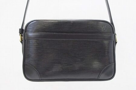 サイズ感が丁度いい｜ルイヴィトンのショルダーバッグを買取しました