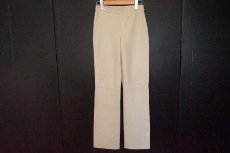 ラムレザーでクールに決まる｜ロエベのパンツを買取しました