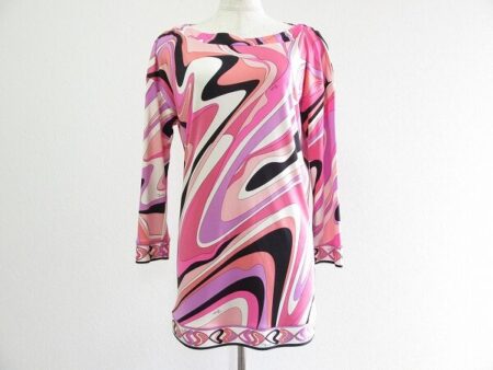 ピンク×黒×白が程よくマッチしたエミリオプッチのチュニックを買取しました