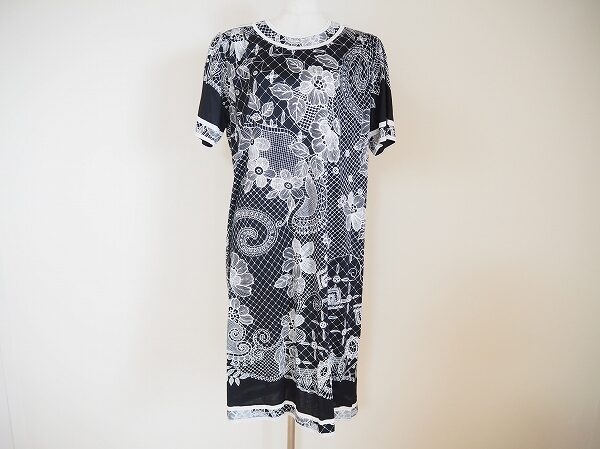 レオナールのワンピースを買取しました|細かくこだわりが感じられる洋服が魅力