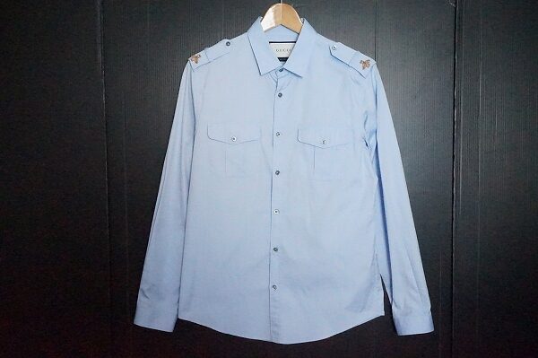 清潔感と遊び心！グッチの美品状態の蜂刺繡シャツを買取しました