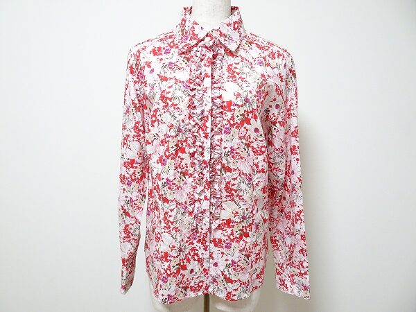 レッドの花柄が明るい印象に|バーバリーのシャツを買取しました