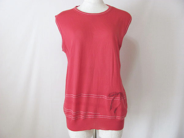 優しめの赤が嬉しい｜サルヴァトーレフェラガモのニットを買取しました