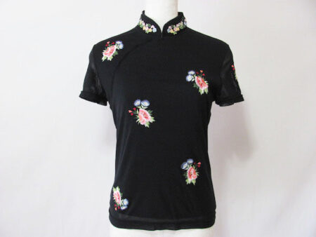 気品と女性らしさのバランスがよい｜ヴィヴィアンタムのカットソーを買取しました