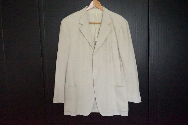 すっきり決まる｜エルメネジルドゼニアのジャケットを買取しました