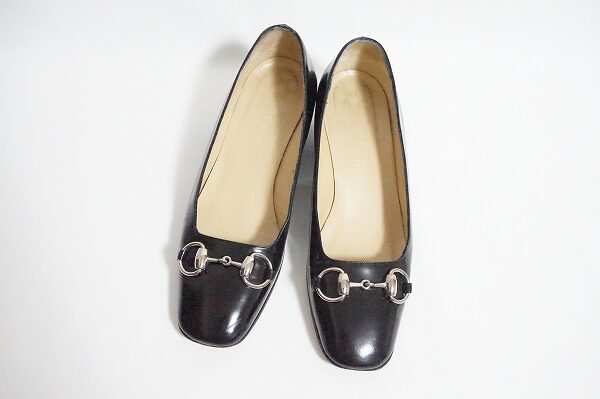 差のつく足元に！グッチのパンプス・ホースビットを買取いたしました