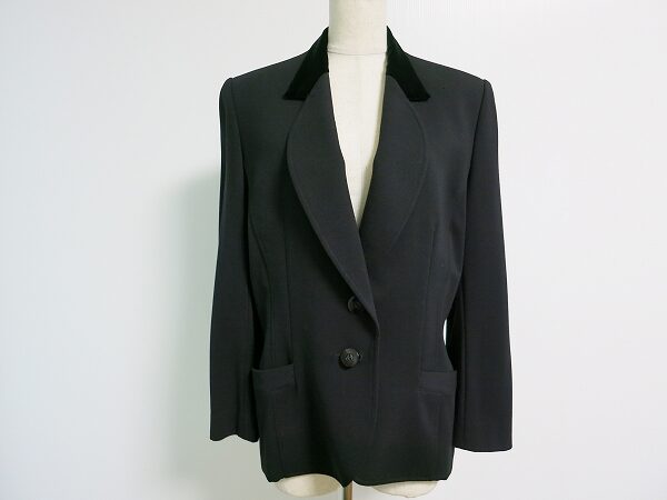 フォーマルで大活躍|ハナエモリのジャケットを買取しました