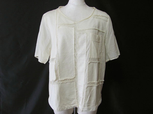 特徴あるデザインに視線が釘付け｜ケイコキシのカットソーを買取しました