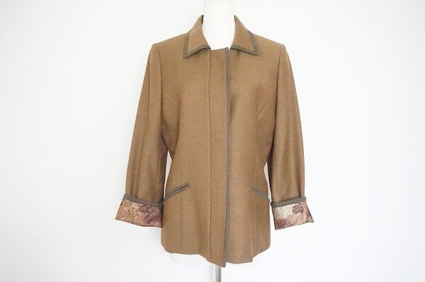 美品のカーキジャケットを買取！レリアン