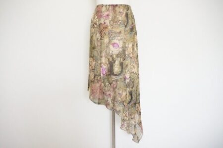 アシンメトリーデザインがセクシー｜クリスチャンラクロワのスカートを買取しました