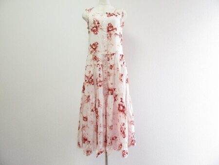 華やかな薔薇柄で気分も顔色も晴れやかに！ピンクハウスのノースリーブワンピを買取しました