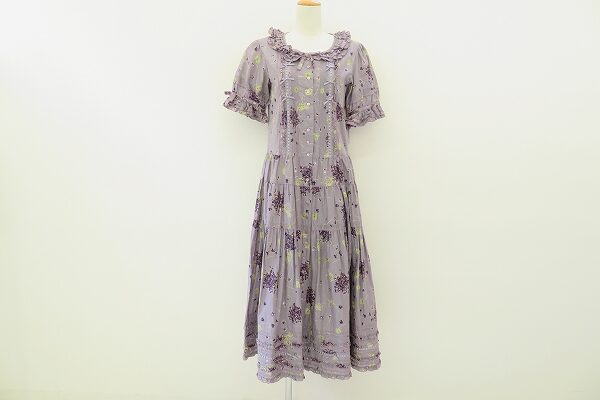 フェミニンンな薄紫の花柄ワンピを買取！ ピンクハウス