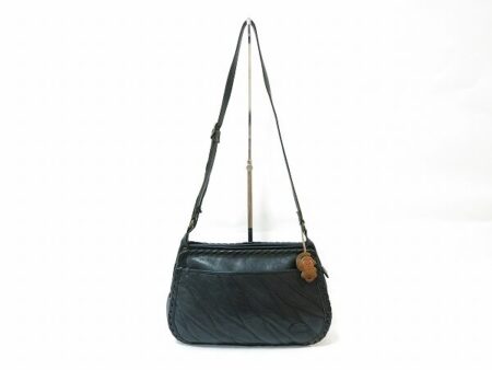 猿チャームが可愛い｜イビザのショルダーバッグを買取しました