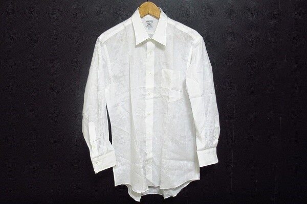 清潔感を存分に発揮|バーバリーのメンズシャツを買取しました