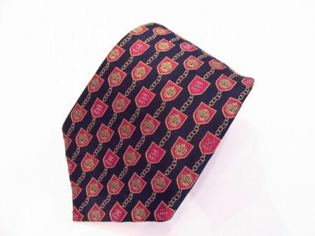 高貴さを感じる絵柄｜シャネルのネクタイを買取しました