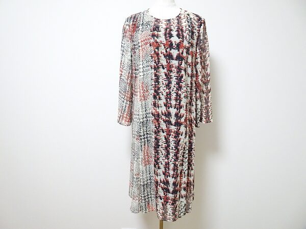 赤×白×黒のバランスがシック｜ヒロコビスのワンピースを買取しました