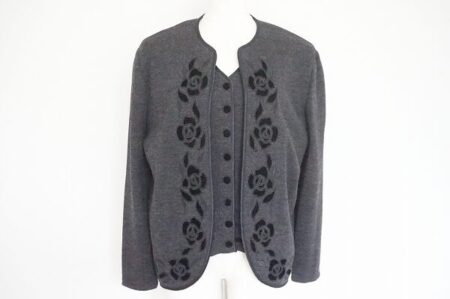 ミステリアスなグレーに魅了される｜ヴァレンティノ ガラヴァーニのアンサンブルを買取しました