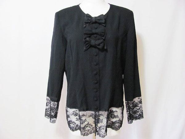 黒レースとリボンがマッチ｜インゲボルグのシャツを買取しました