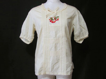 ワンポイントのサクランボブラウスをお買取！ピンクハウス