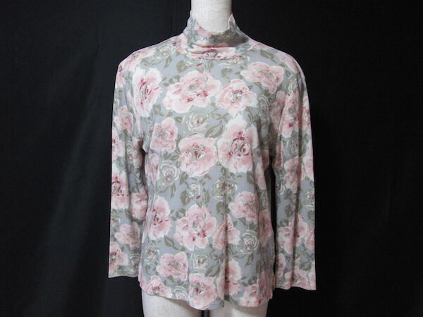 淡い色調が上品なバラ色の暮し カットソー を買取しました