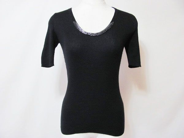 柔らかくもセクシーな印象に|エポカのニットを買取しました