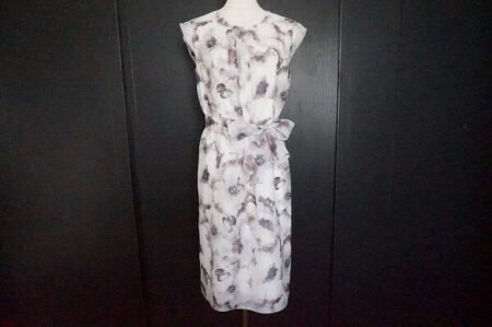 白×紫の上品バランスがよい｜セブンアイディコンセプトのワンピースを買取しました