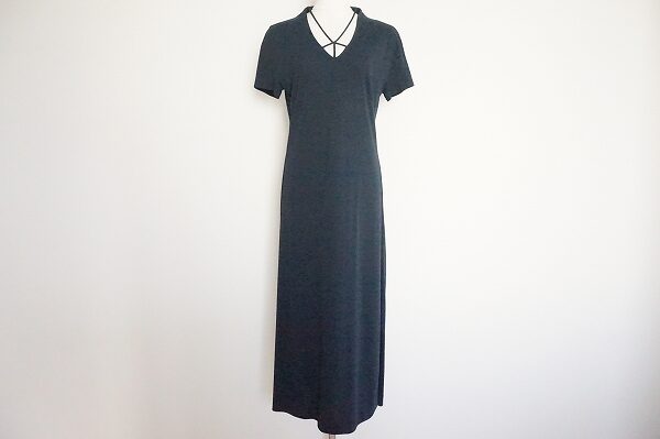 長めの丈がエレガント｜シビラのワンピースを買取しました