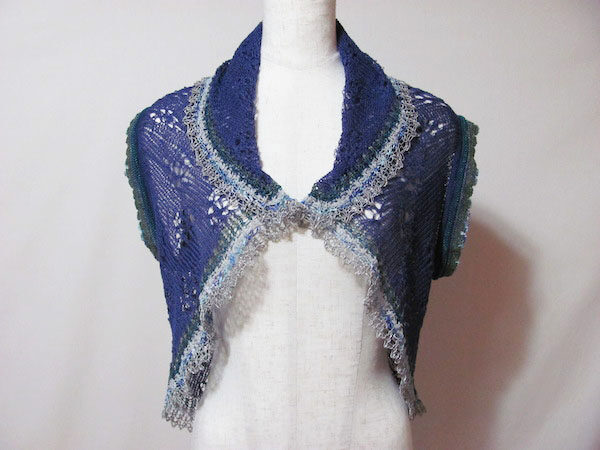 かぎ編みがおしゃれなエム&キョウコのカーディガンを買取しました