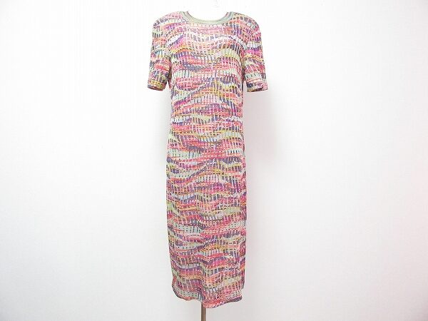 陽気なピンクが可愛い！ミッソーニのワンピースを買取しました