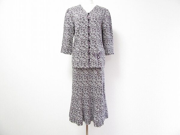 白×紫の高貴な組み合わせが素敵な斉藤都世子のセットアップを買取しました