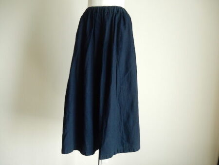 カラフルトップスにも合う|群言堂 スカートを買取しました