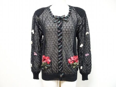 ピンクハウス カーディガンを買取しました|鍵編みデザインがおしゃれ